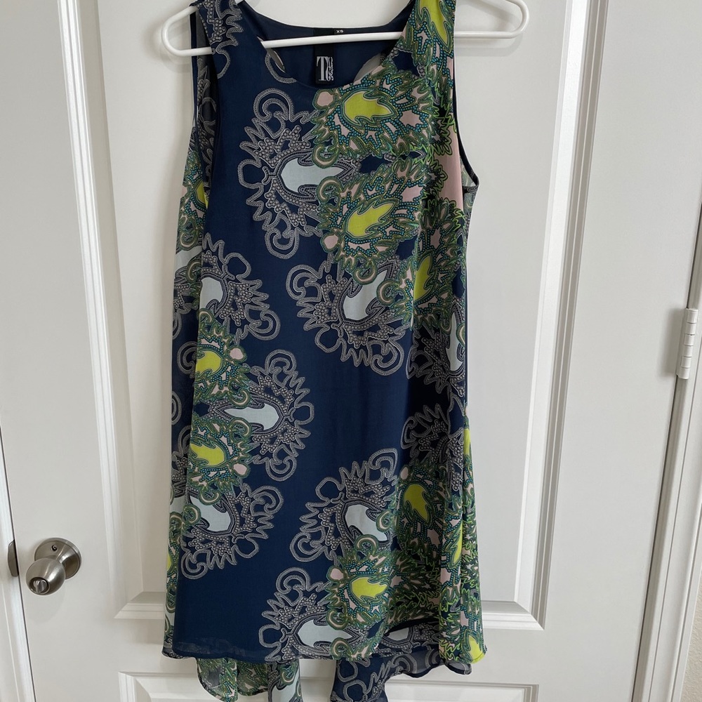 Women’s Lined Sheath Dress with Faux Cape